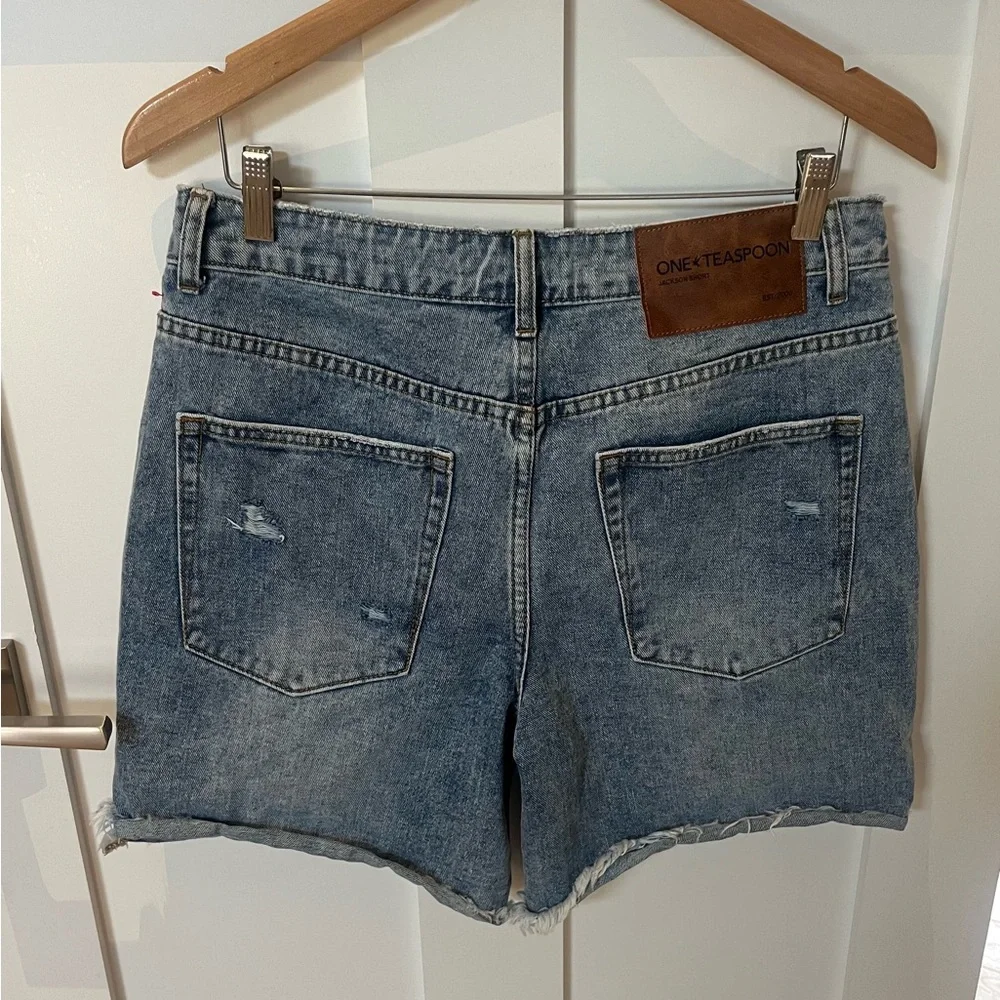 One Teaspoon WORN BLUE JACKSON MID WAIST WIDE Leg Shorts. Size 29”
